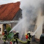 Brand mit schlimmen Folgen in Ziemetshausen, im Landkreis Günzburg, bei dem fünf Menschen teils lebensbedrohlich verletzt wurden.