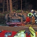 EinschrecklicherVerkehrsunfallbeiKrumbach,KreisGünzburg(Bayern),forderteam..einTodesopfer.