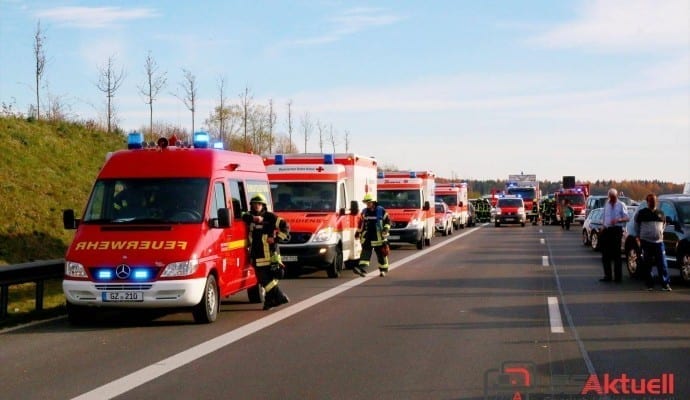 ToedlicherVerkehrsunfallaufderAutobahnbeiLeipheim.
