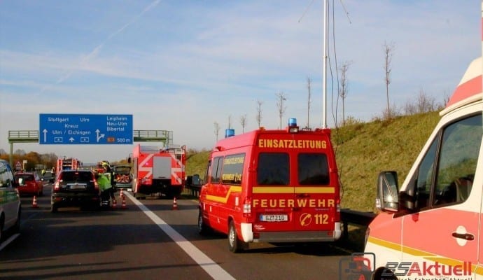 ToedlicherVerkehrsunfallaufderAutobahnbeiLeipheim.