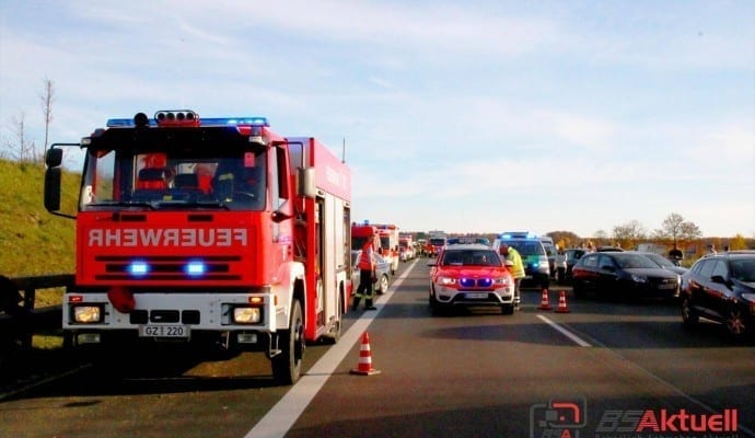 ToedlicherVerkehrsunfallaufderAutobahnbeiLeipheim.