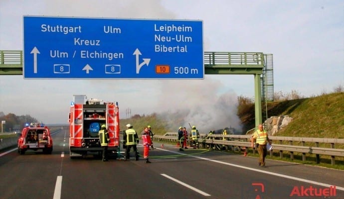 ToedlicherVerkehrsunfallaufderAutobahnbeiLeipheim.