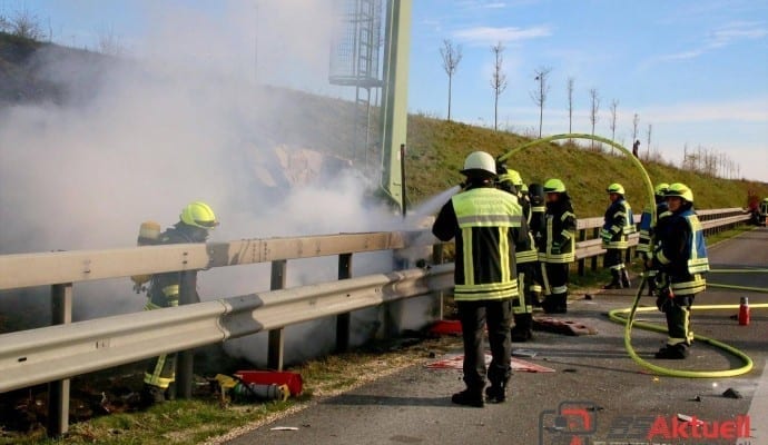 ToedlicherVerkehrsunfallaufderAutobahnbeiLeipheim.