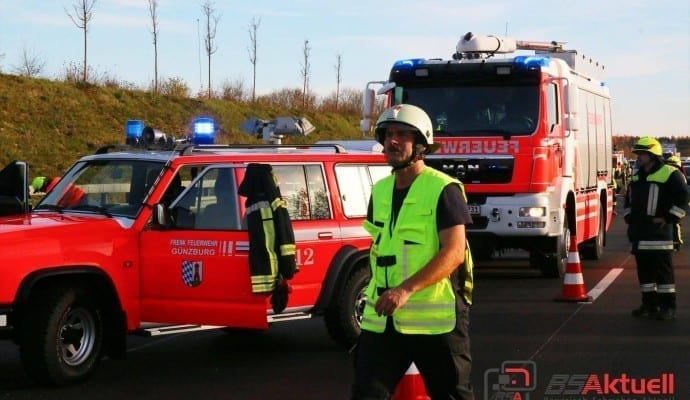 ToedlicherVerkehrsunfallaufderAutobahnbeiLeipheim.