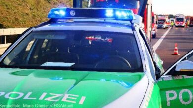 Feuerwehr Polizei Verkehrsunfall