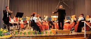 FrühjahrskonzertMusikkapelleAutenriedmitDirigentHermannSchwarz