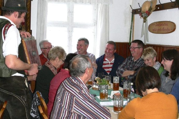Brauteam des Historischen Arbeitskreises in Leipheim