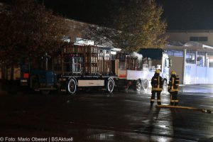Stickstoff aus Sicherheitsventil einer Gasflasche in Günzburg