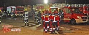 Arbeiter stürzt in Thannhausen in Kraftfuttermühle in Futtersilo