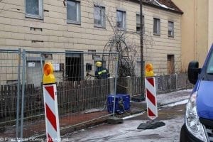 Brand Lauingen Asylbewerberunterkunft Feuerwehr und THW
