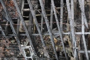 Brand Lauingen Asylbewerberunterkunft Feuerwehr und THW