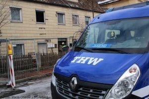Brand Lauingen Asylbewerberunterkunft Feuerwehr und THW