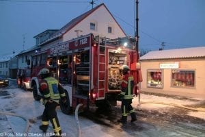 Zimmerbrand in Unterelchingen in einem Gebäude