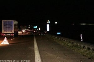 Verkehrsunfall auf der A8 bei Burgau am 31.05.2017.