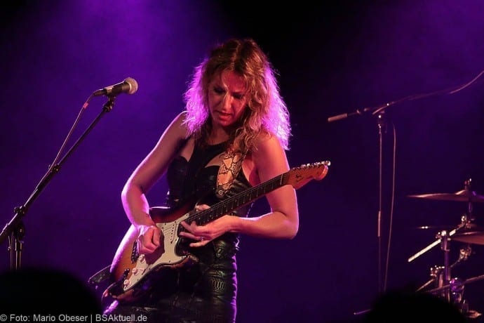 Konzert Ana Popovic und Band im UlmerZelt 2017