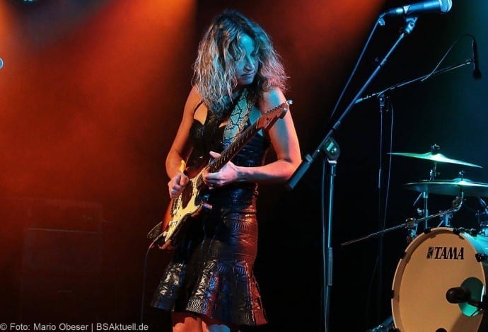 Konzert Ana Popovic und Band im UlmerZelt 2017
