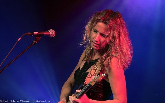 Konzert Ana Popovic und Band im UlmerZelt 2017