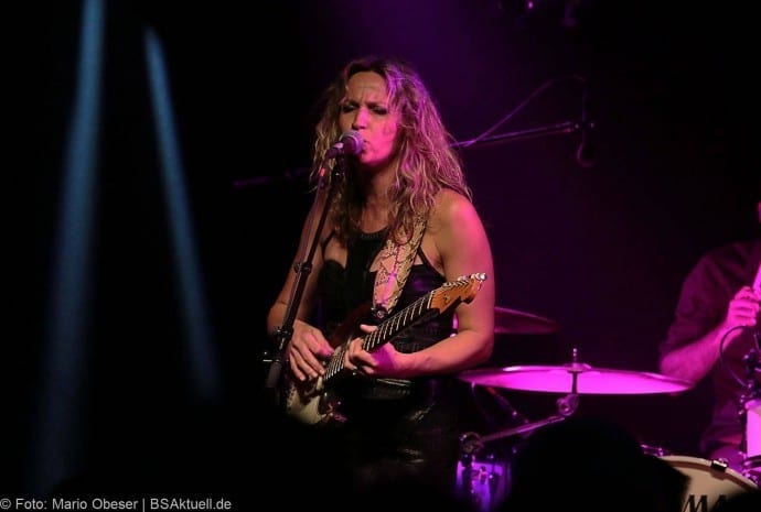 Konzert Ana Popovic und Band im UlmerZelt 2017