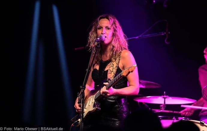 Konzert Ana Popovic und Band im UlmerZelt 2017