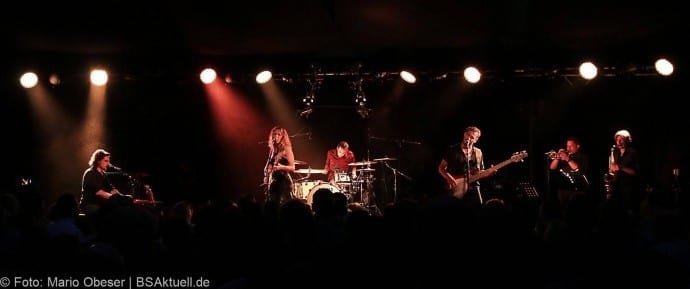 Konzert Ana Popovic und Band im UlmerZelt 2017
