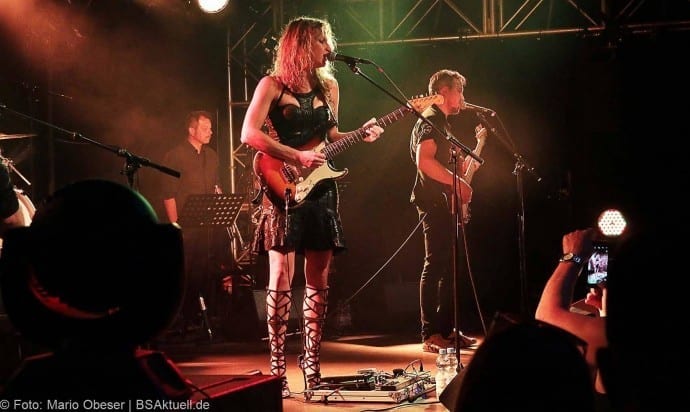 Konzert Ana Popovic und Band im UlmerZelt 2017