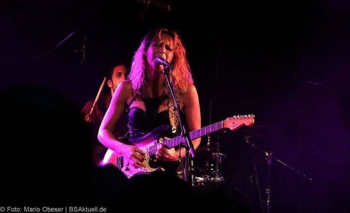 Konzert Ana Popovic und Band im UlmerZelt 2017