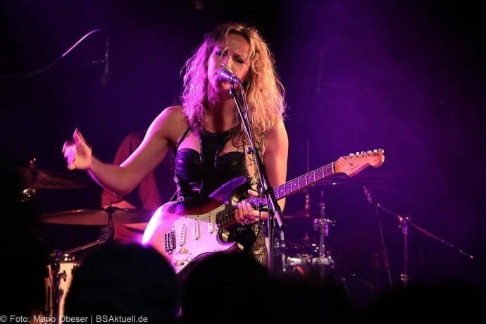 Konzert Ana Popovic und Band im UlmerZelt 2017