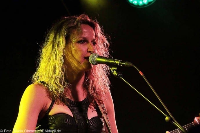 Konzert Ana Popovic und Band im UlmerZelt 2017