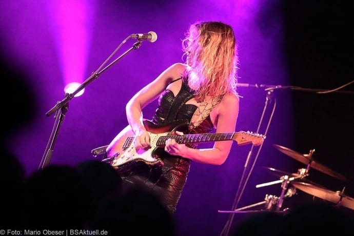 Konzert Ana Popovic und Band im UlmerZelt 2017