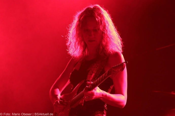Konzert Ana Popovic und Band im UlmerZelt 77