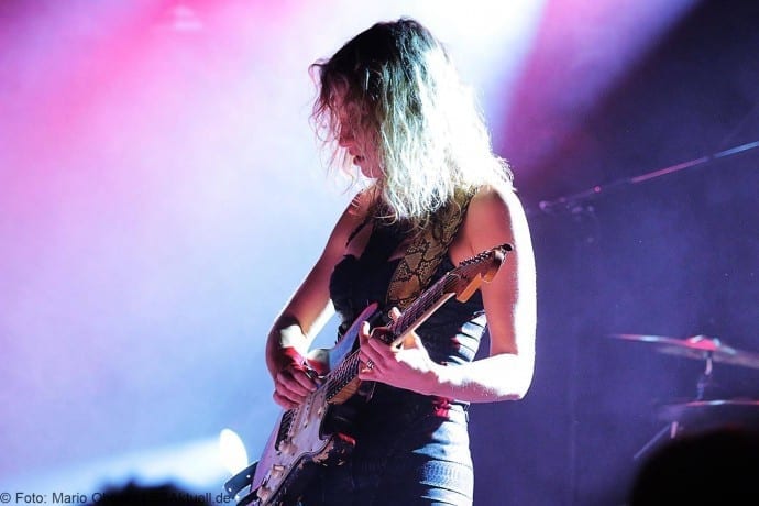 Konzert Ana Popovic und Band im UlmerZelt 77