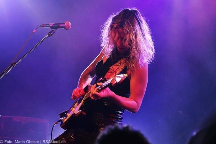 Konzert Ana Popovic und Band im UlmerZelt 77