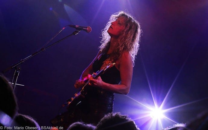 Konzert Ana Popovic und Band im UlmerZelt 77