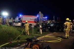 Kreis Günzburg - schwerer Verkehrsunfall B16 bei Ellzee