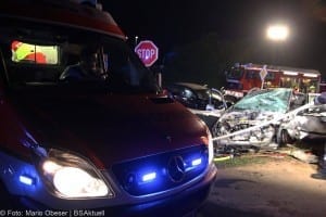 Kreis Günzburg - schwerer Verkehrsunfall B16 bei Ellzee