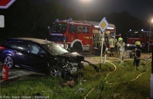 Kreis Günzburg - schwerer Verkehrsunfall B16 bei Ellzee