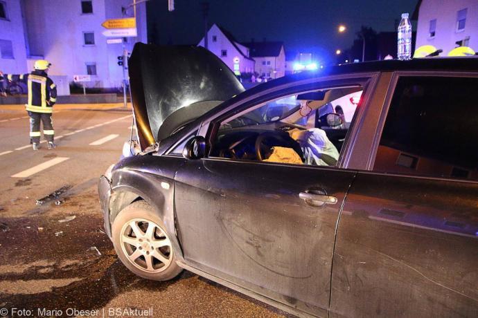 Unfall Günzburg Ulmer Str - Weissenhorner Str 07072018 11