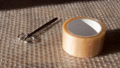Klebeband Schere