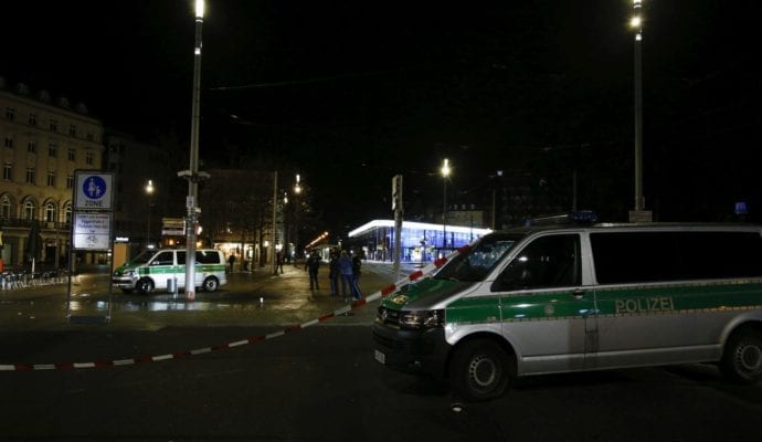 Königsplatz Augsburg Streit Tödlich 06122019