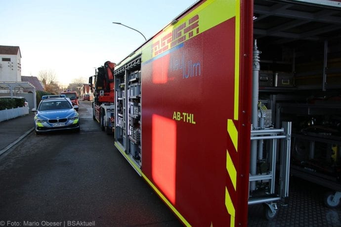 Pkw gegen Hauswand Neu-Ulm 30122019 7