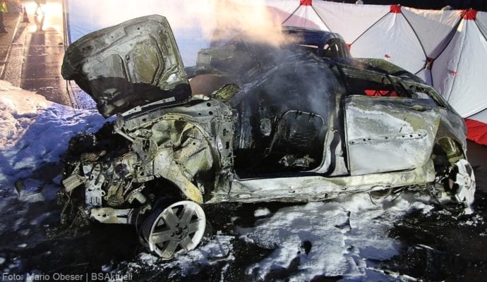 Schwerer Verkehrsunfall A8 bei Neusäß Augsburg am 06.12.2019