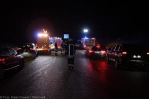 Unfall A8 Zusmarshausen-Adelsried 13122019 10