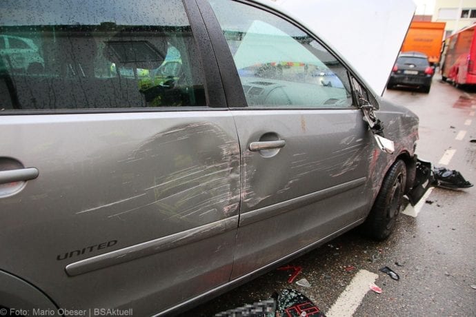 Unfall Guenzburg Sedanstrasse 12122019 10