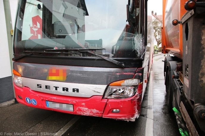 Unfall Guenzburg Sedanstrasse 12122019 13