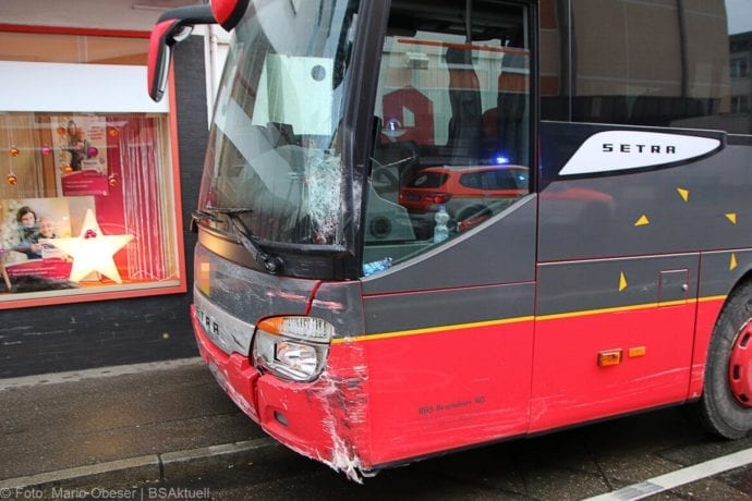 Unfall Guenzburg Sedanstrasse 12122019 24