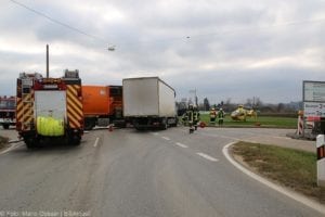 Unfall Münsterhausen St2025 Unflal Lkws 02122019 1