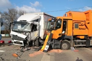 Unfall Münsterhausen St2025 Unflal Lkws 02122019 19