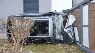 Bobingen Pkw Unfall Balkon 26012020 4