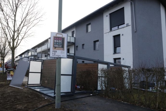 Bobingen Pkw Unfall Balkon 26012020 7
