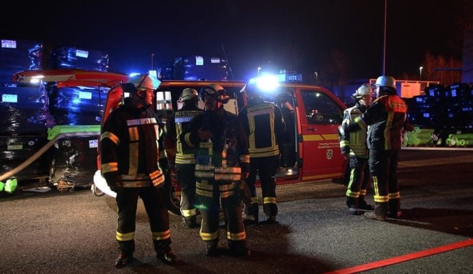 Millionenschaden Brand Lagerhalle Lauingen